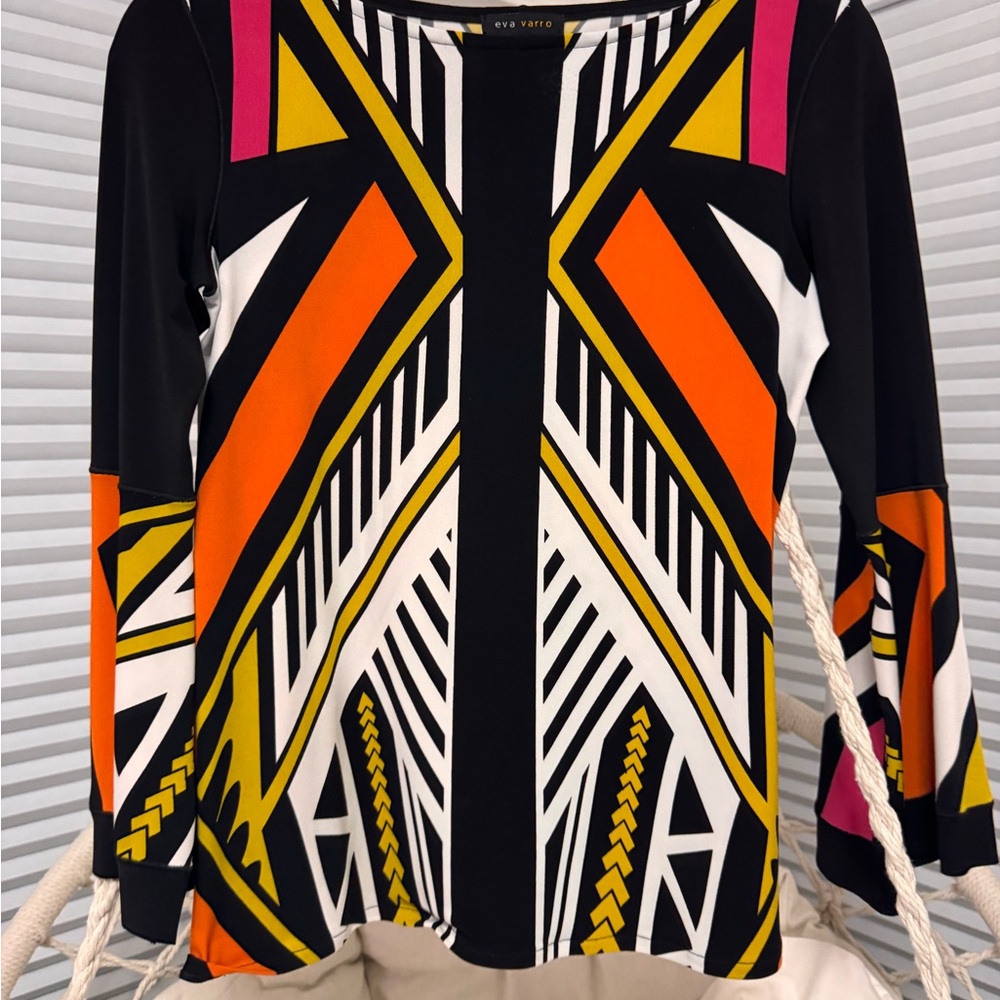 Eva Varro Geometric Patterned Women's Top